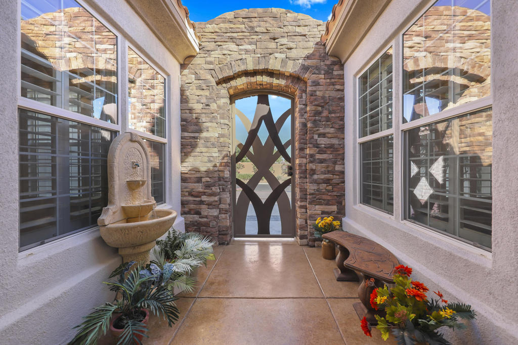 MLS #219138162DA image #2