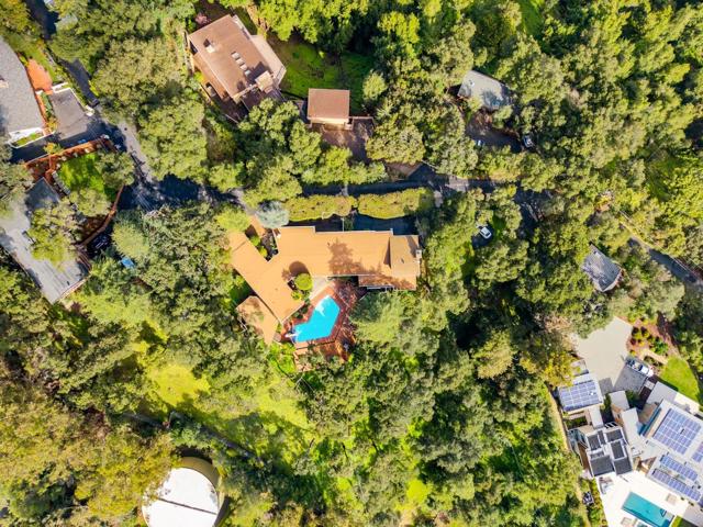 17180 Crescent Drive, Los Gatos CA: https://media.crmls.org/mediaz/caa1836e-611f-41e9-9705-ca76e7982f7d.jpg