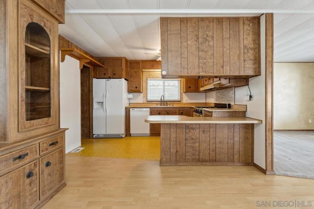 1212 H Street, Ramona CA: https://media.crmls.org/mediaz/caa1bc65-fa1e-45c2-a2d9-db26dfd6295f.jpg