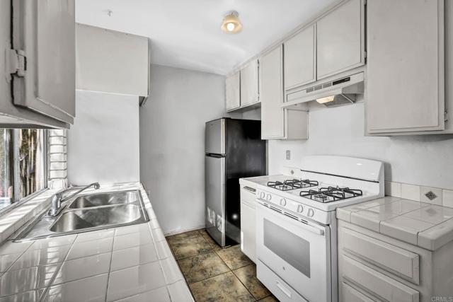 Detail Gallery Image 8 of 29 For 3448 Seabreeze Walk, Oceanside,  CA 92056 - 2 Beds | 1 Baths