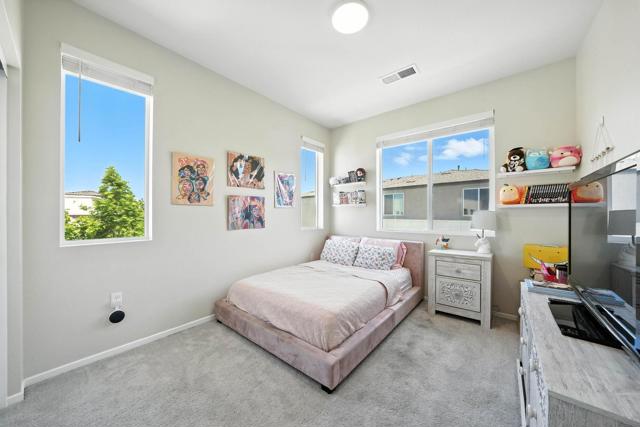 5405 Calle Sand Arch, San Diego CA: https://media.crmls.org/mediaz/caa329d9-34cf-4f4d-b39f-e513dc8351be.jpg