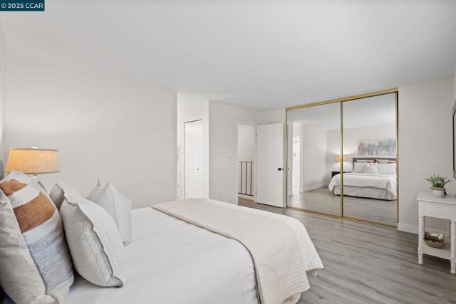 1050 Mohr Ln, Concord CA: https://media.crmls.org/mediaz/caa34fd6-df7a-4369-99e6-cea163e362ad.jpg