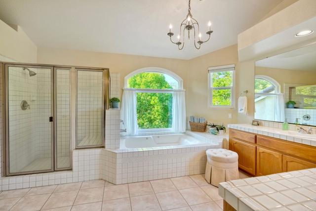 Detail Gallery Image 21 of 47 For 14013 Saddlewood Dr, Poway,  CA 92064 - 4 Beds | 3 Baths