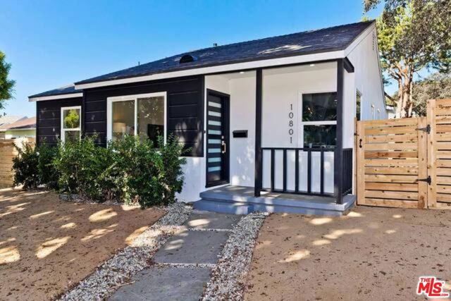10801 Galvin Street photo 1