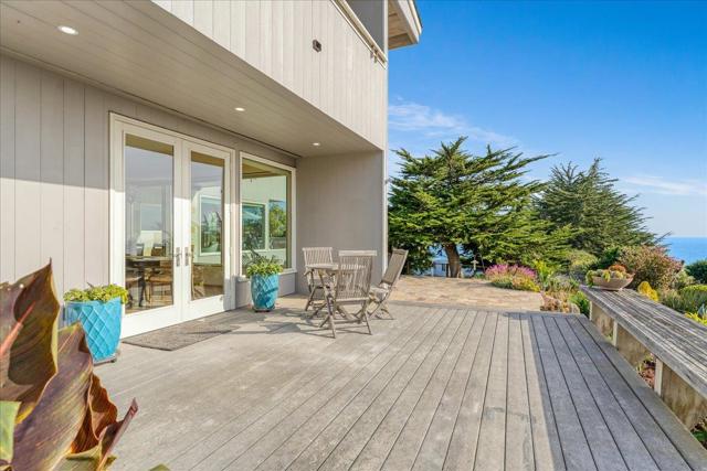 405 Heather Point Lane, Watsonville CA: https://media.crmls.org/mediaz/caa705d8-80e8-4a8a-8eed-aefe6cfd168e.jpg