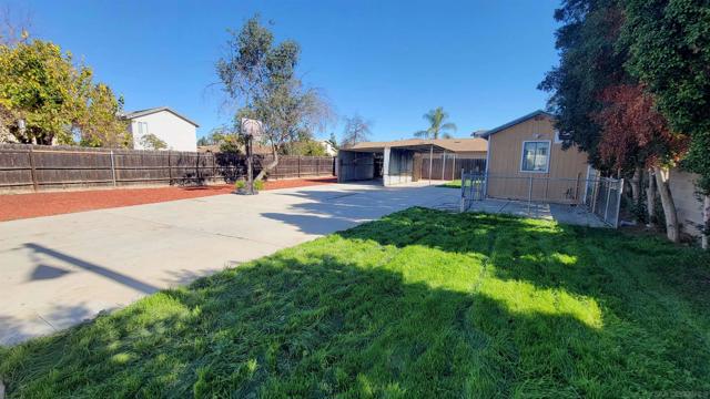 555 Grape St, El Cajon, California 92021, ,Multi-Family,For Sale,Grape St,250000902SD