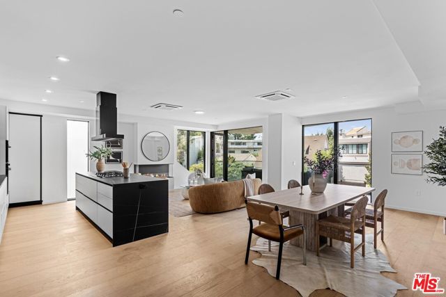 1618 Hilts Avenue, Los Angeles CA: https://media.crmls.org/mediaz/caa8fbfd-3513-47cc-be3c-17a00e97fccd.jpg