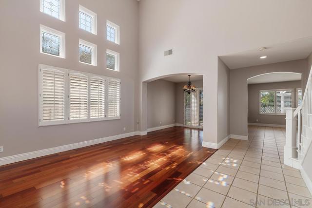 11357 Wills Creek Rd, San Diego CA: https://media.crmls.org/mediaz/caab0f73-8e43-44d6-a7b8-1121bf869b6e.jpg