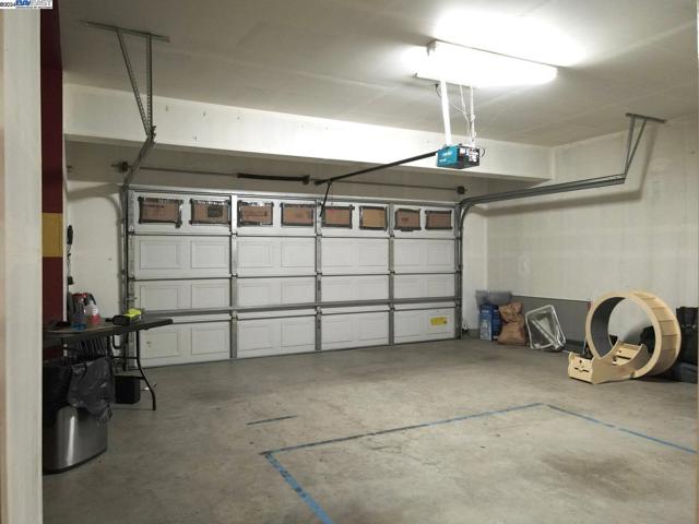 556 Sherborne Court, Galt CA: https://media.crmls.org/mediaz/caab5898-90e2-4ccf-ba11-bdbb16ef5da0.jpg