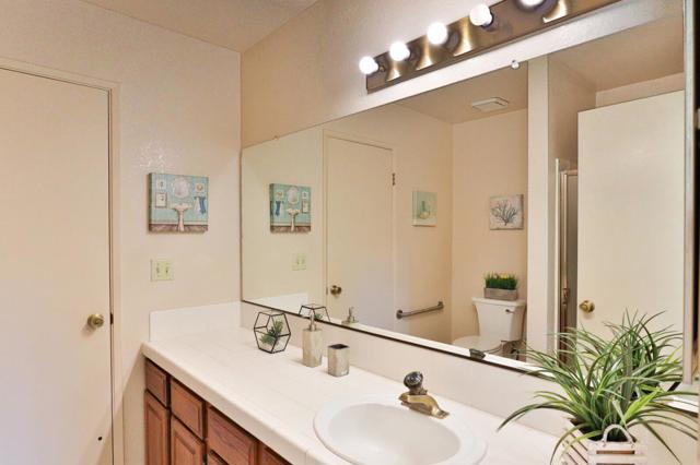 8760 Rancho Hills Drive, Gilroy CA: https://media.crmls.org/mediaz/caab65fd-0b8f-440e-ba24-bc119b4e8f52.jpg