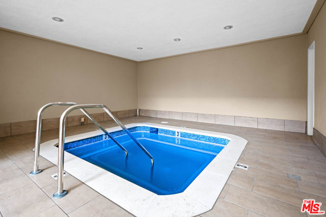 1221 N Kings Road, West Hollywood CA: https://media.crmls.org/mediaz/caabb4a0-3d5a-4836-8cd8-3004aa507d73.jpg