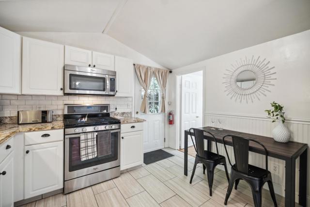 15300 Highway 9, Boulder Creek CA: https://media.crmls.org/mediaz/caabc045-fdfa-4e01-a629-99d1cdcb1929.jpg