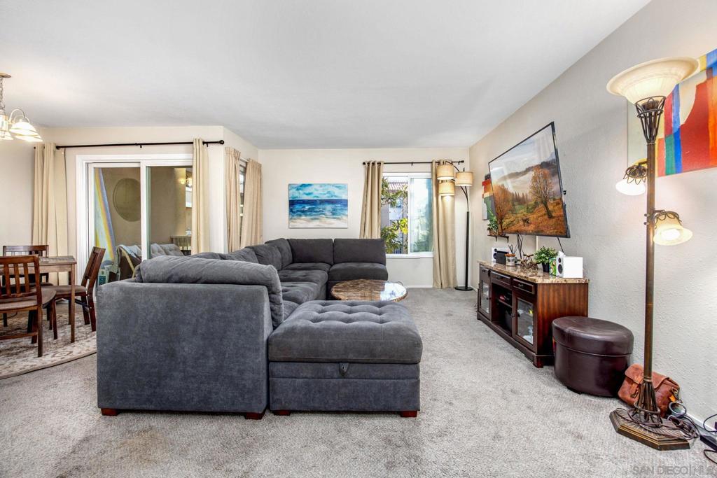 1855 Diamond St - photo 9