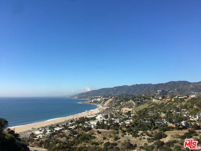 333 N Mount Holyoke Avenue, Pacific Palisades, CA 90272