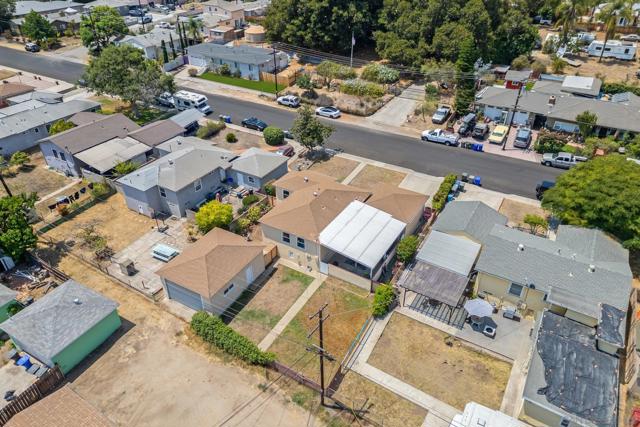 3015 Olive St., Lemon Grove CA: https://media.crmls.org/mediaz/caad1ccd-71c4-40c9-8b32-635319b54359.jpg