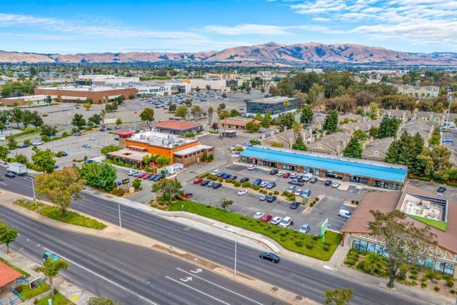 6084 Amador Place, Newark CA: https://media.crmls.org/mediaz/caae1198-6bc8-4556-ab14-189f82658e77.jpg
