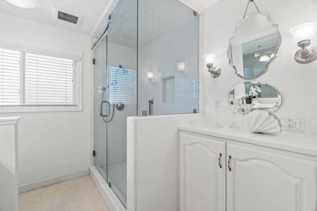 1454 Kyle Court, Sunnyvale CA: https://media.crmls.org/mediaz/caaea061-4c39-461c-a822-c0132cf6e51e.jpg