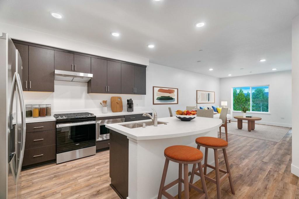 1853 Almaden Road #307