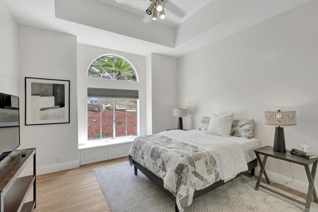 Image 32 of 48 For 9604 Misty Meadow Lane