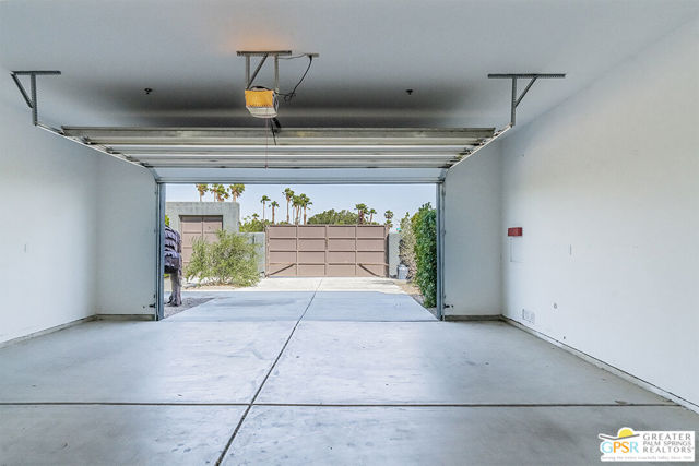 2600 Vincentia Road, Palm Springs, California 92262, 6 Bedrooms Bedrooms, ,4 BathroomsBathrooms,Single Family Residence,For Sale,Vincentia,24396257