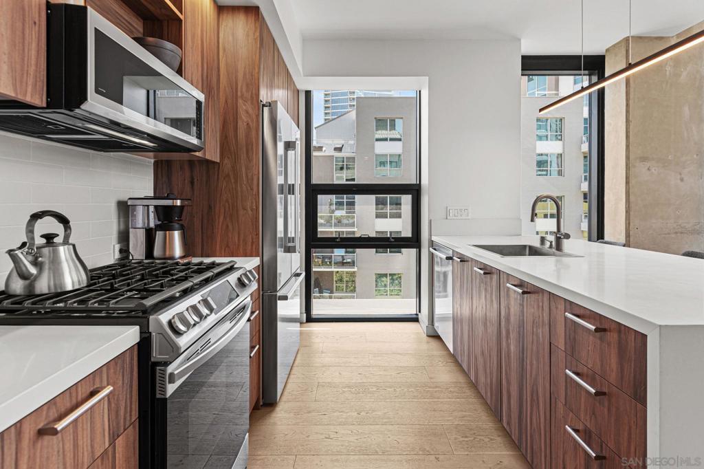 350 11th Ave. - photo 10