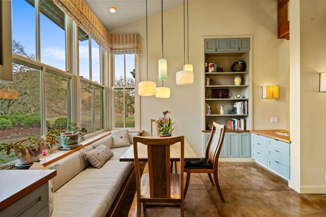 3 Refugio Trace, Carmel CA: https://media.crmls.org/mediaz/cab45cd1-b1e8-488f-9deb-5bf393b90fd6.jpg