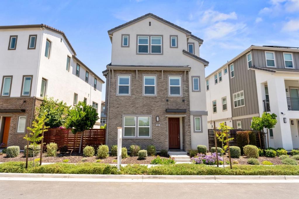 2698 Tranquility Street