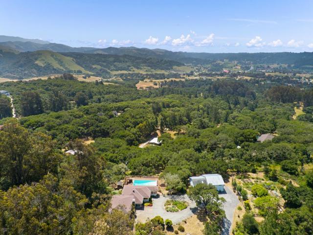 739 Snyder Avenue, Aromas CA: https://media.crmls.org/mediaz/cab59d19-37ea-4cc3-a434-e1bf3e578daf.jpg