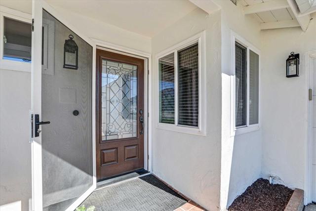 Detail Gallery Image 3 of 38 For 8301 Beaver Lake Dr, San Diego,  CA 92119 - 3 Beds | 2 Baths
