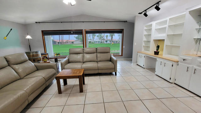 34610 Branding Iron Lane, Thousand Palms CA: https://media.crmls.org/mediaz/cab68e21-8d95-4315-970f-149bada4d255.jpg