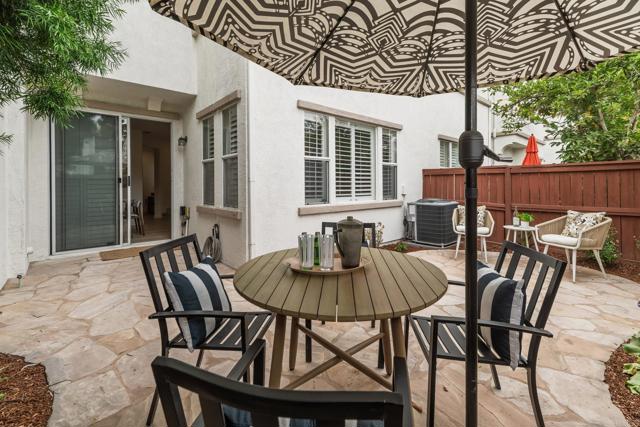 3767 Carmel View Rd #4, San Diego CA: https://media.crmls.org/mediaz/cab732c7-a56d-4fa7-b1bf-96aff30b9e85.jpg