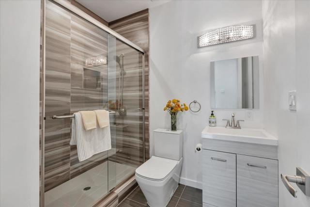 Image 43 of 75 For 18335 Lexington Drive