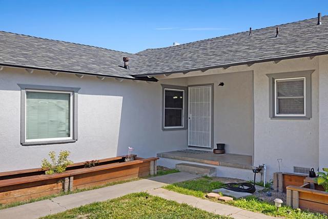 Detail Gallery Image 5 of 65 For 6447 Seascape Dr, San Diego,  CA 92139 - 4 Beds | 2 Baths