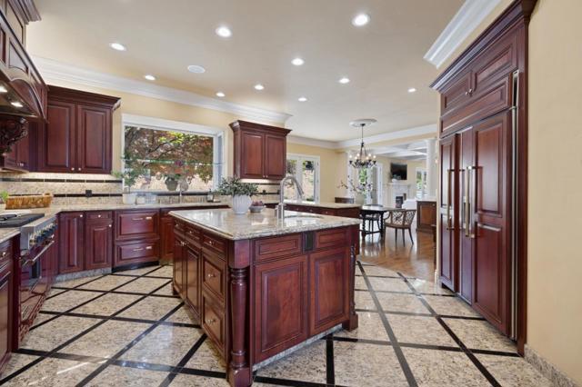 9540 Via Del Oro, Gilroy CA: https://media.crmls.org/mediaz/cab8d892-d27c-4518-b284-751ef5c9dc63.jpg