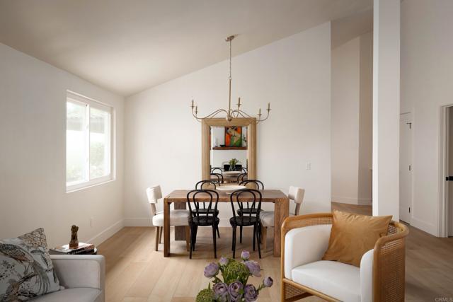 Detail Gallery Image 4 of 39 For 324 Avenida De Las Rosas, Encinitas,  CA 92024 - 4 Beds | 2/1 Baths