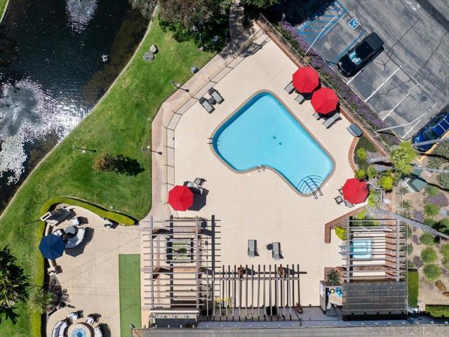 7226 San Bartolo Street, Carlsbad CA: https://media.crmls.org/mediaz/cabb2e26-75e7-4075-8973-d813ab986e08.jpg