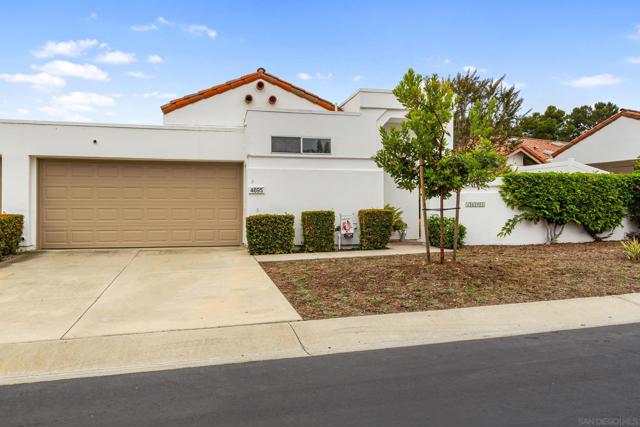 4695 Adra Way, Oceanside CA: https://media.crmls.org/mediaz/cabb6102-3fc4-4d99-97aa-3d36a63a5992.jpg