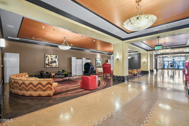 849 S Broadway, Los Angeles CA: https://media.crmls.org/mediaz/cabb71d1-08ce-4d64-a8a0-ccf9399295fd.jpg