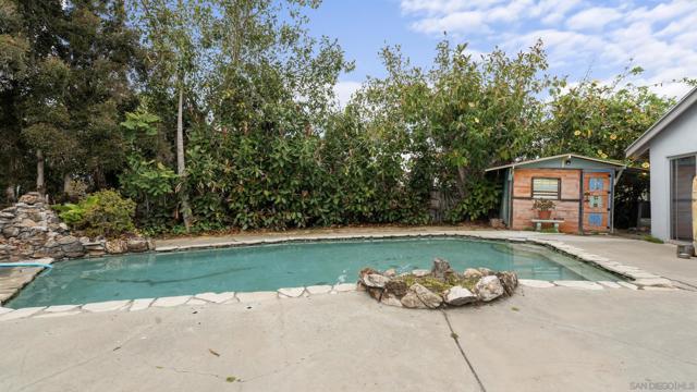 5620 Lord Cecil Street, San Diego CA: https://media.crmls.org/mediaz/cabc267a-3cdf-4051-af14-96b81071a735.jpg