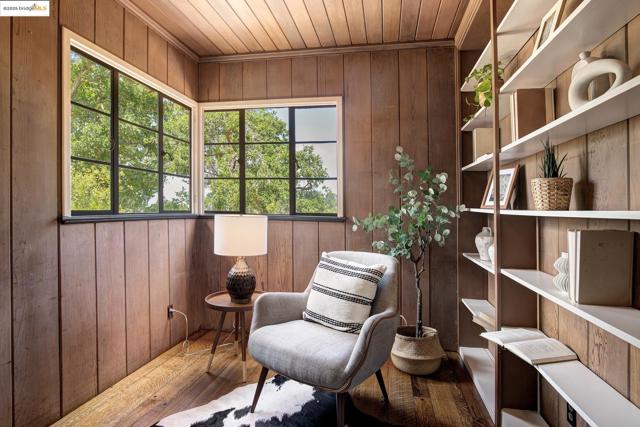 6257 Girvin Dr, Oakland CA: https://media.crmls.org/mediaz/cabc3bd4-95d1-4fc2-a264-d9f2ed6169d1.jpg
