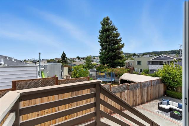 535 Acacia Avenue, San Bruno CA: https://media.crmls.org/mediaz/cabd2cd3-b902-4f85-aa61-bd49b44a4bcc.jpg