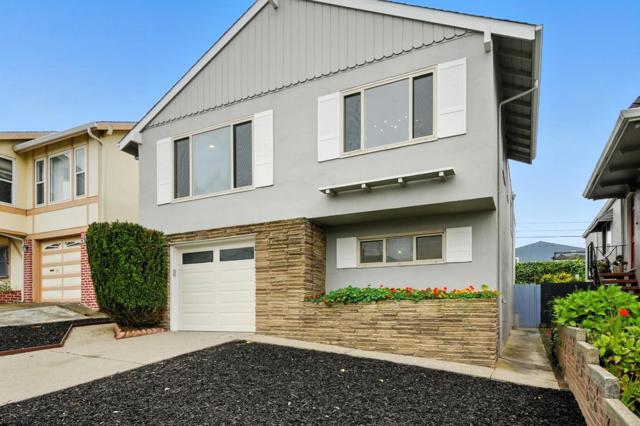 362 Lakeshire Drive, Daly City CA: https://media.crmls.org/mediaz/cabdddc5-9ff3-4158-9e8b-be94fe2ebd39.jpg