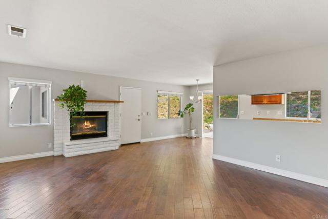 9115 Harmony Grove Road, Escondido CA: https://media.crmls.org/mediaz/cabe4221-143e-45d0-b3e7-7dc7d8d98f83.jpg