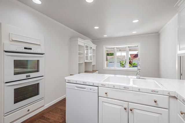 329 Castenada Drive, Millbrae CA: https://media.crmls.org/mediaz/cabfcbd4-3f87-4a3c-a3fd-58330ab5cd95.jpg
