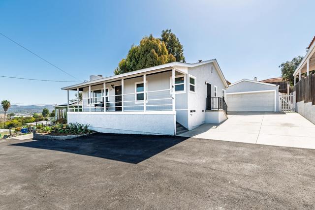 Detail Gallery Image 1 of 1 For 8516 Ellsworth Ln, Santee,  CA 92071 - 3 Beds | 2 Baths