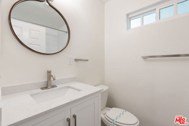 483 Sturtevant Drive, Sierra Madre CA: https://media.crmls.org/mediaz/cac1277f-9aa2-474e-a64f-d993bc6544c9.jpg