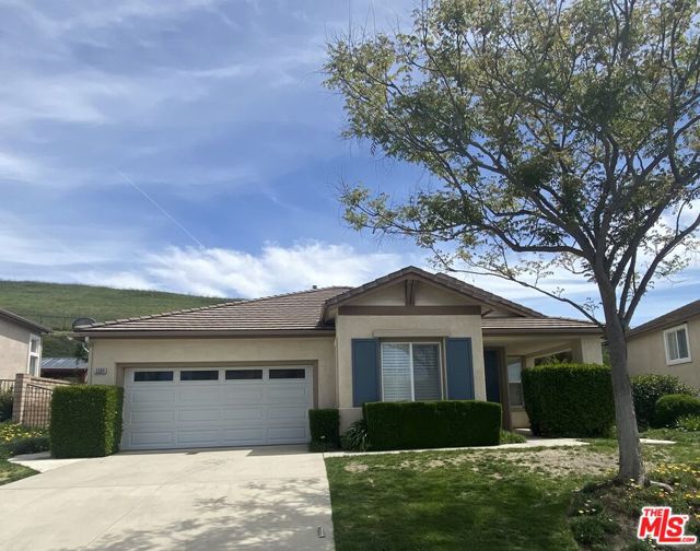 3364 Pine View Drive photo 1