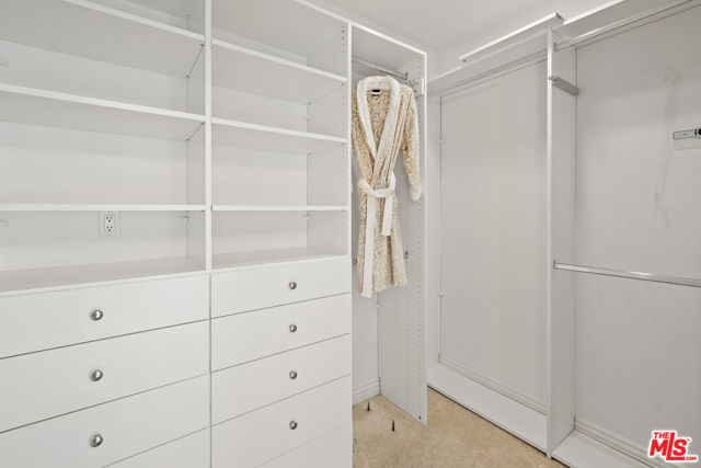 2005 Chilton Drive, Glendale CA: https://media.crmls.org/mediaz/cac1709e-750c-4f0f-a0ad-7e49bf65da34.jpg