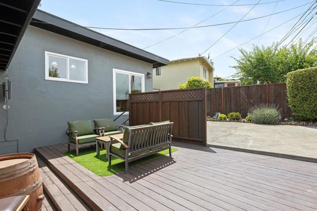 356 King Drive, South San Francisco CA: https://media.crmls.org/mediaz/cac18e13-ab18-4339-b5b0-edcdcfe34a8f.jpg