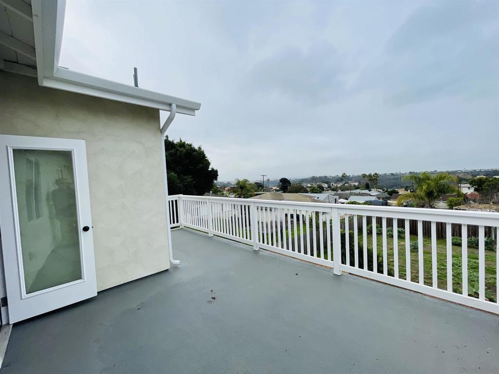 MLS #250036676SD image #27